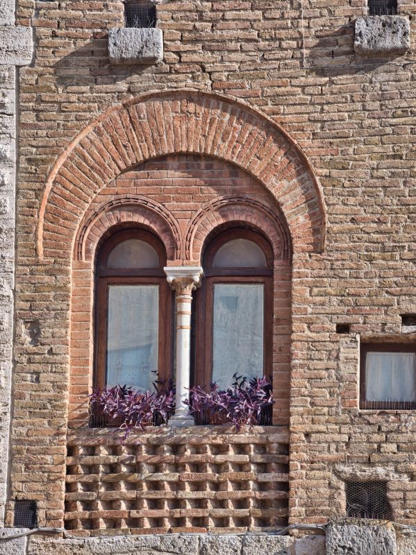 Decorative Brick Features